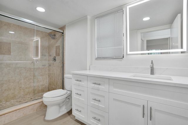 1040 Homewood Boulevard L202, Delray Beach, FL 33445