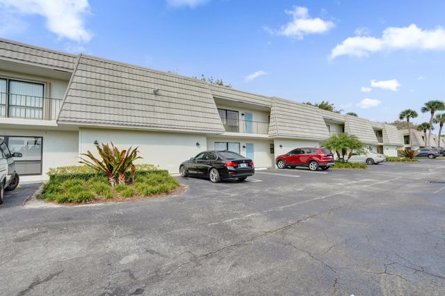 1040 Homewood Boulevard L202, Delray Beach, FL 33445