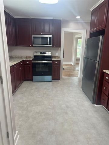 1611 HENRY Street, Pineville, LA 71360