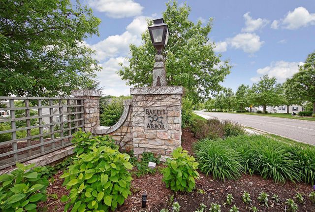 11025 Oak Grove Circle C, Woodbury, MN 55129