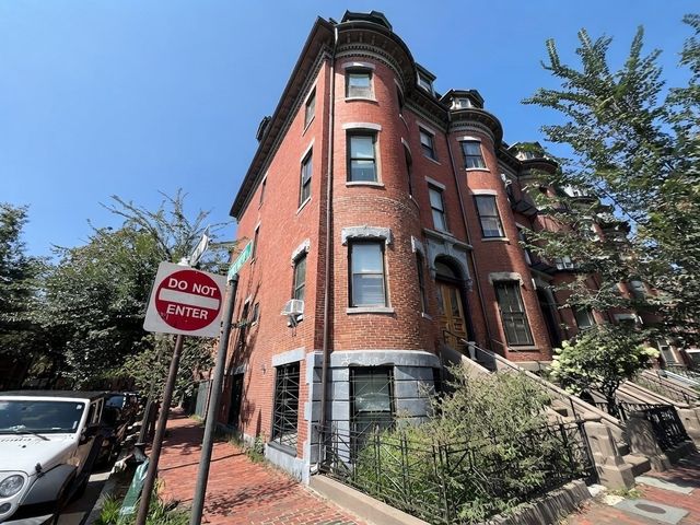 24 Dartmouth 2, Boston, MA 02116