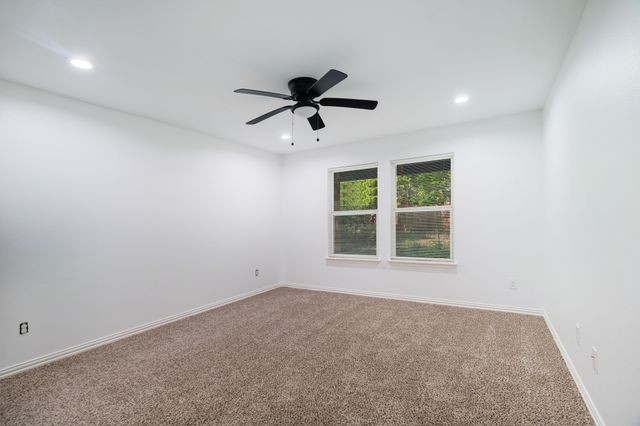 610 W Austin Street, Paris, TX 75460