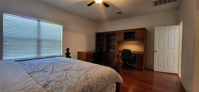 9734 La Vista Drive, Houston, TX 77041