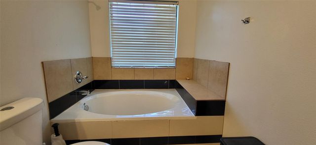 9734 La Vista Drive, Houston, TX 77041