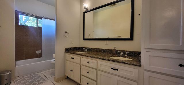 9734 La Vista Drive, Houston, TX 77041