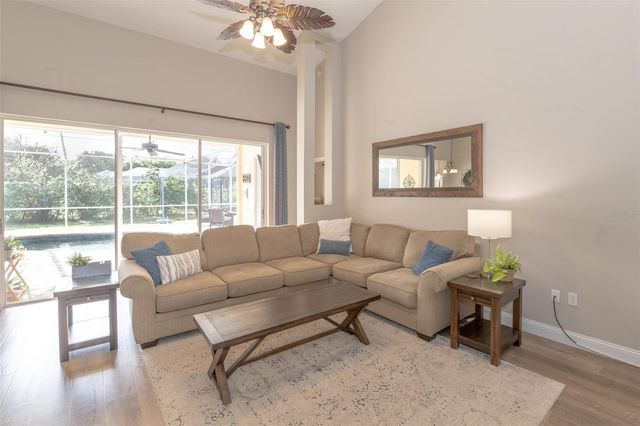 3503 AUTUMN GLEN DRIVE, Valrico, FL 33596