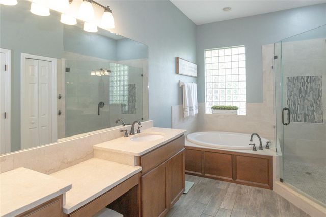 3503 AUTUMN GLEN DRIVE, Valrico, FL 33596