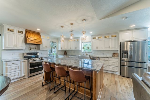 210 Bexar Drive, Highland Village, TX 75077