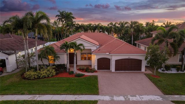 15966 SW 3rd St, Pembroke Pines, FL 33027