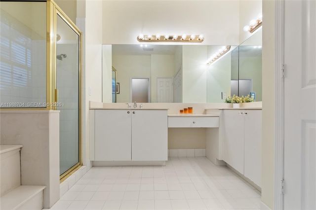 15966 SW 3rd St, Pembroke Pines, FL 33027