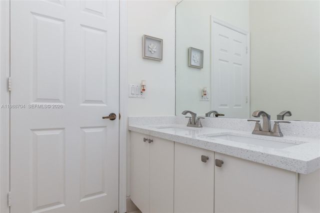 15966 SW 3rd St, Pembroke Pines, FL 33027