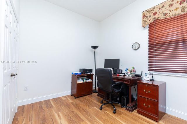 15966 SW 3rd St, Pembroke Pines, FL 33027