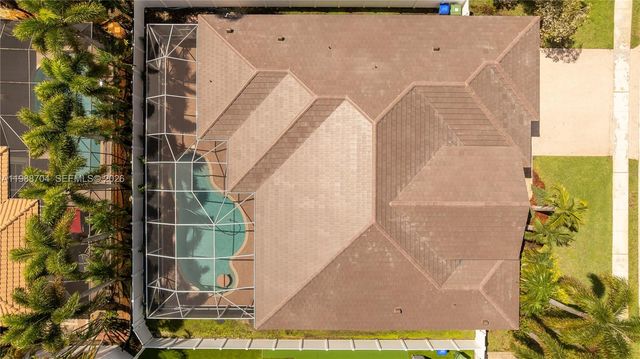 15966 SW 3rd St, Pembroke Pines, FL 33027