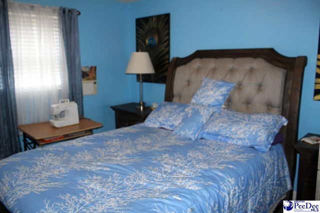 1407 Aaron Cir., Florence, SC 29506