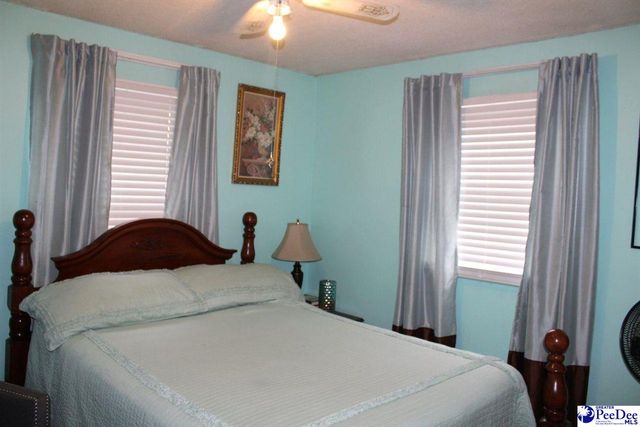 1407 Aaron Cir., Florence, SC 29506