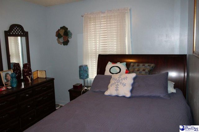 1407 Aaron Cir., Florence, SC 29506