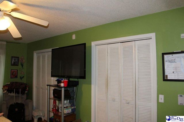 1407 Aaron Cir., Florence, SC 29506