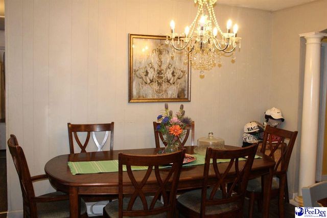 1407 Aaron Cir., Florence, SC 29506