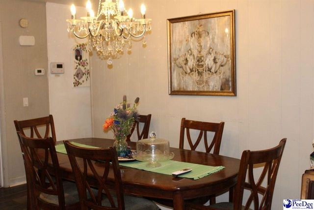 1407 Aaron Cir., Florence, SC 29506