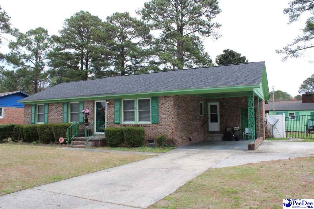 1407 Aaron Cir., Florence, SC 29506