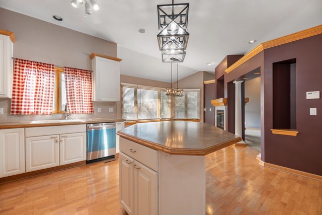 7813 E Oakmount St, Wichita, KS 67226