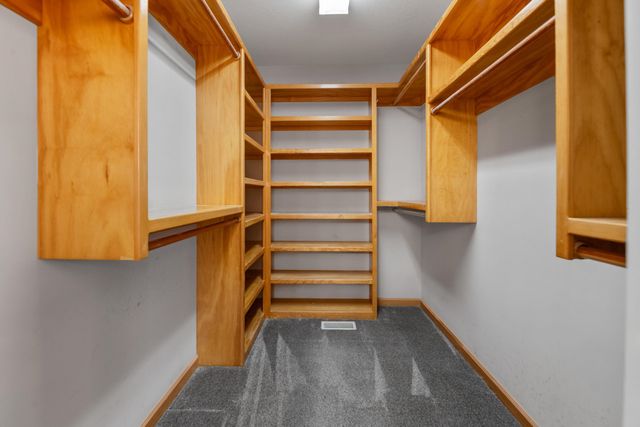 7813 E Oakmount St, Wichita, KS 67226