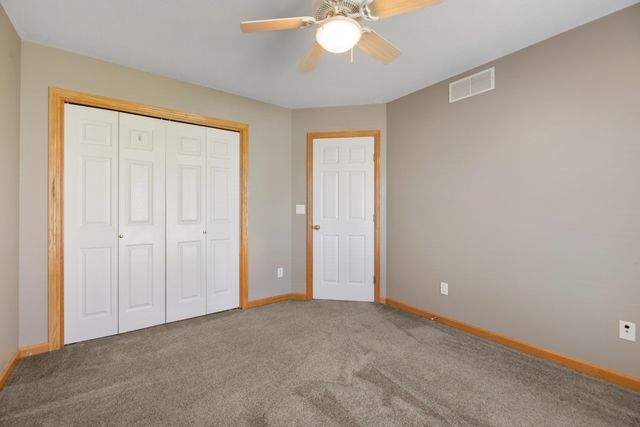 7813 E Oakmount St, Wichita, KS 67226