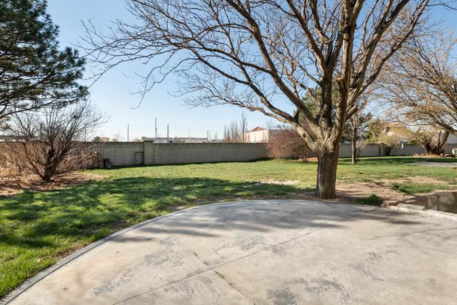 7813 E Oakmount St, Wichita, KS 67226