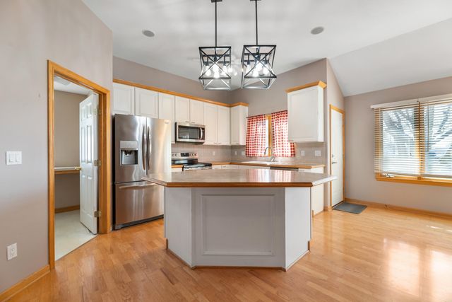 7813 E Oakmount St, Wichita, KS 67226