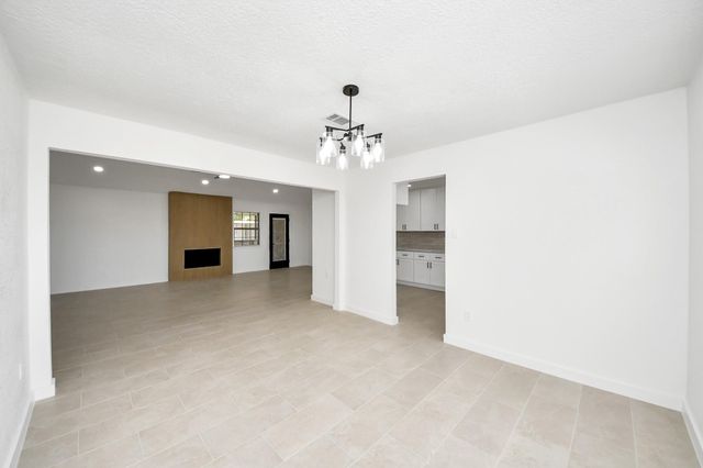 3206 Woodstone Drive, Baytown, TX 77521