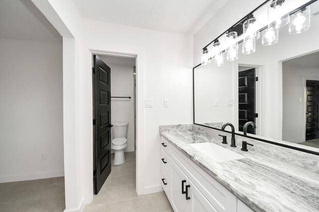 3206 Woodstone Drive, Baytown, TX 77521