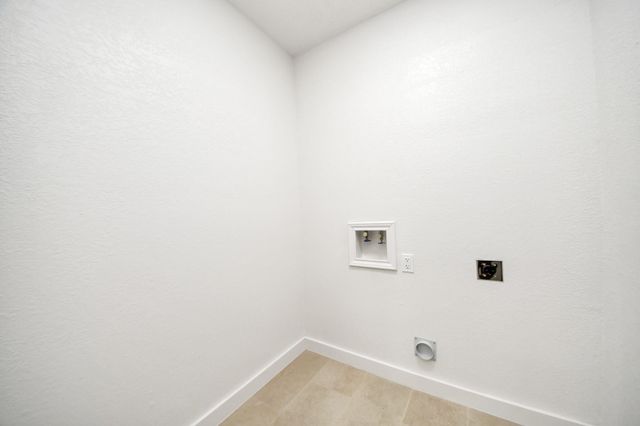 3206 Woodstone Drive, Baytown, TX 77521