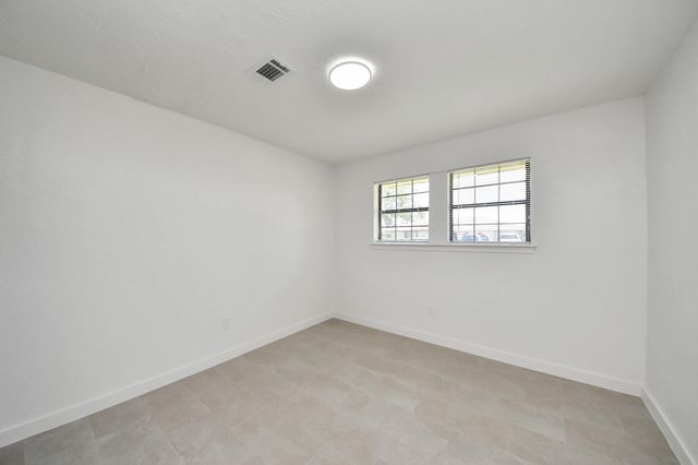 3206 Woodstone Drive, Baytown, TX 77521