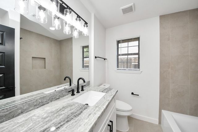 3206 Woodstone Drive, Baytown, TX 77521