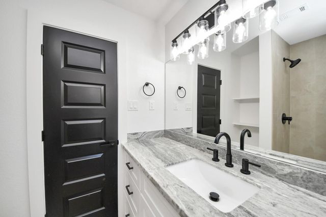 3206 Woodstone Drive, Baytown, TX 77521