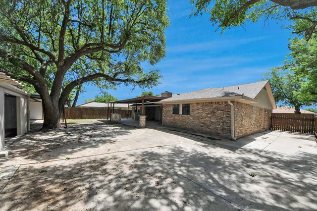 3206 Woodstone Drive, Baytown, TX 77521