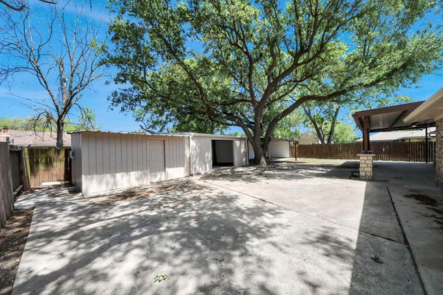 3206 Woodstone Drive, Baytown, TX 77521