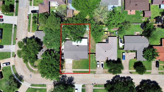 3206 Woodstone Drive, Baytown, TX 77521