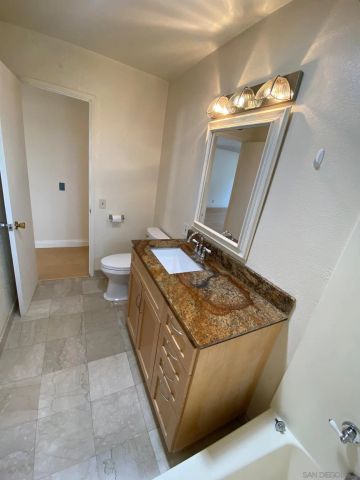 1475 Tarbox St, San Diego, CA 92114