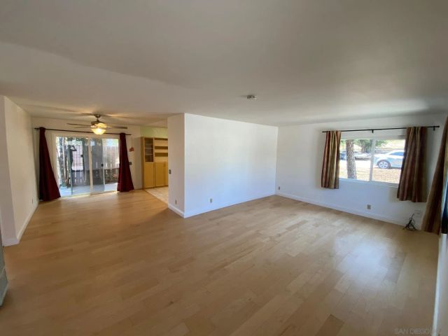 1475 Tarbox St, San Diego, CA 92114