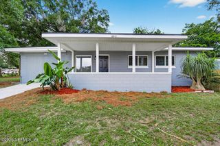 6915 BRANDEMERE Road S, Jacksonville, FL 32211