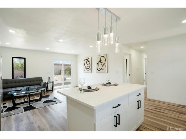 820 Bronco Rd, Denver, CO 80221