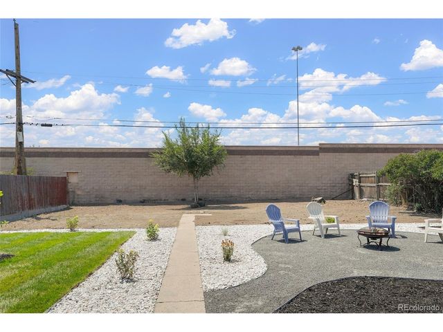 820 Bronco Rd, Denver, CO 80221