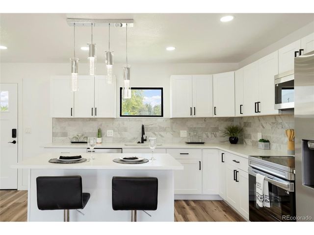 820 Bronco Rd, Denver, CO 80221