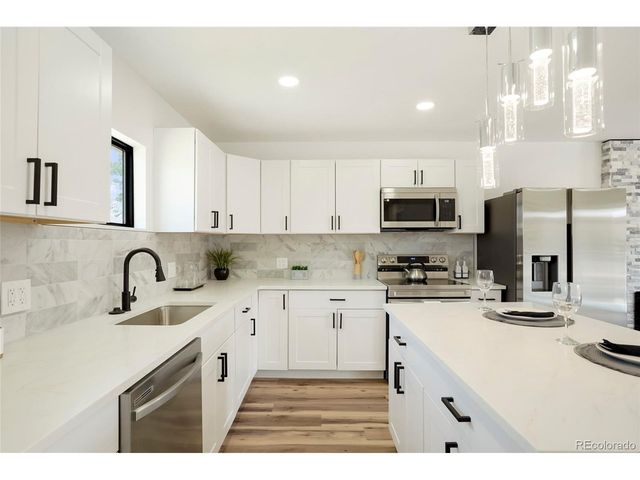 820 Bronco Rd, Denver, CO 80221