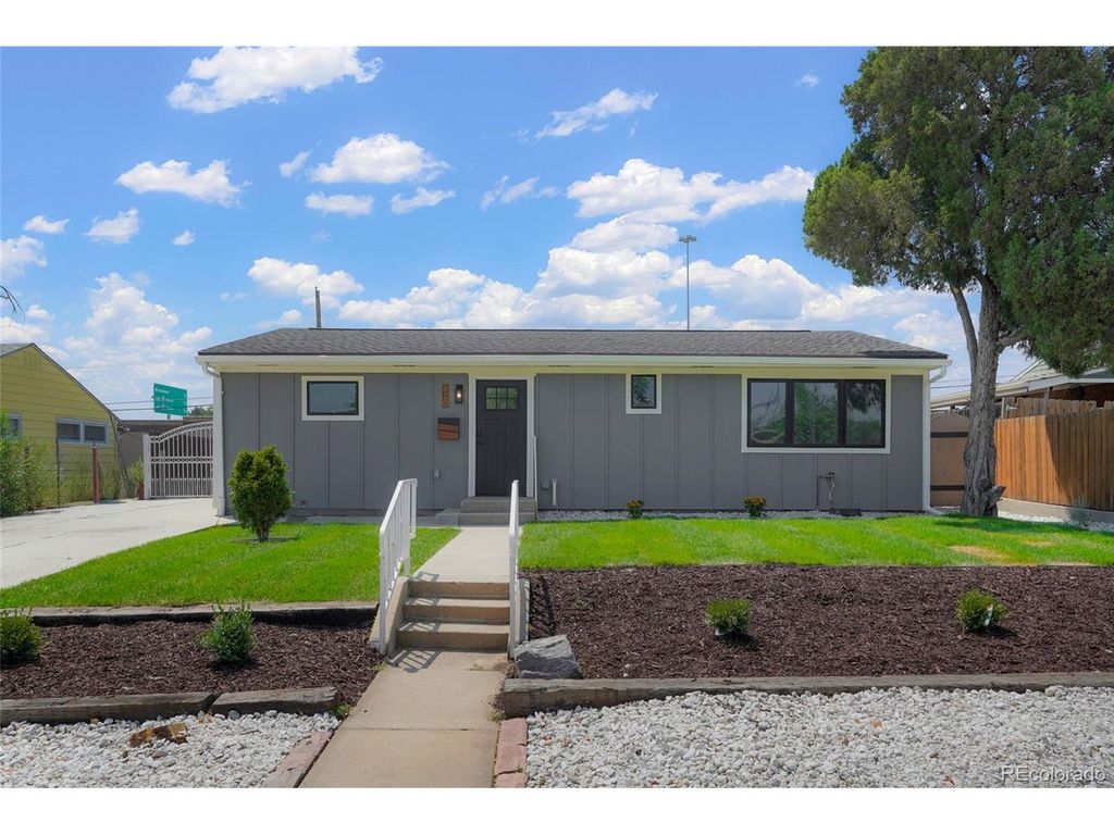 820 Bronco Rd, Denver, CO 80221