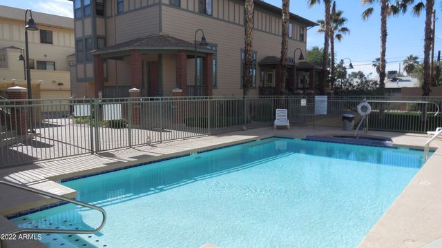 746 S Beck Avenue, Tempe, AZ 85281