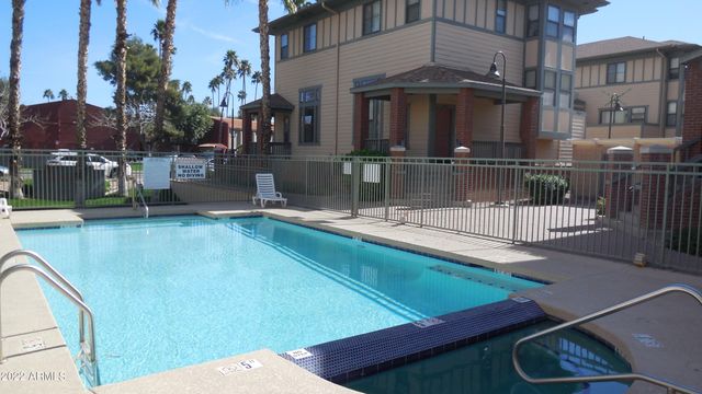 746 S Beck Avenue, Tempe, AZ 85281