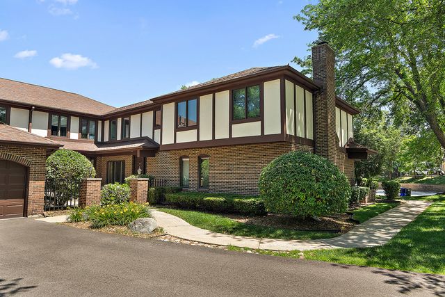 6386 W Willow Wood Drive D2, Palos Heights, IL 60463
