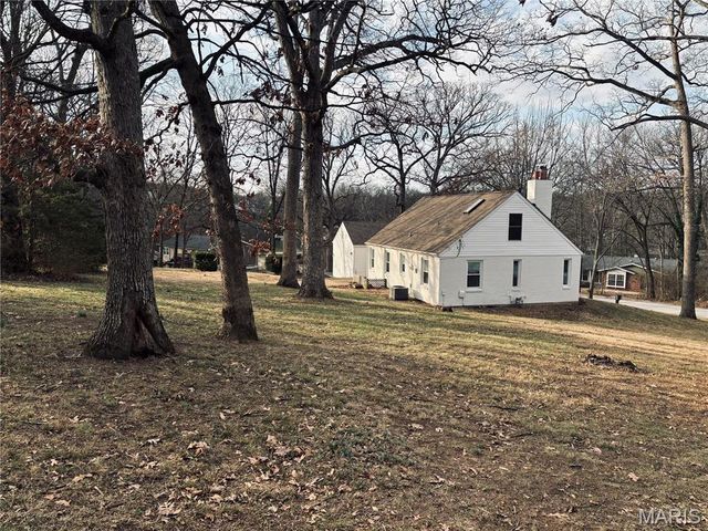 308 Forest Parkway, Manchester, MO 63021